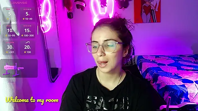 Snapshot of valentina_angel chatting on 06.29.26 valentina angel online show from 06.29.26