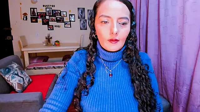 emma luxy online show from 03.31.26