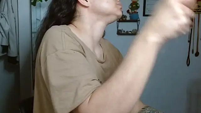 Snapshot of Nikkykora15 chatting on 10.25.25 Nikkykora15 online show from 10.25.25