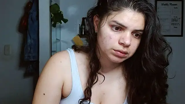 Snapshot of Nikkykora15 chatting on 11.08.25 Nikkykora15 online show from 11.08.25