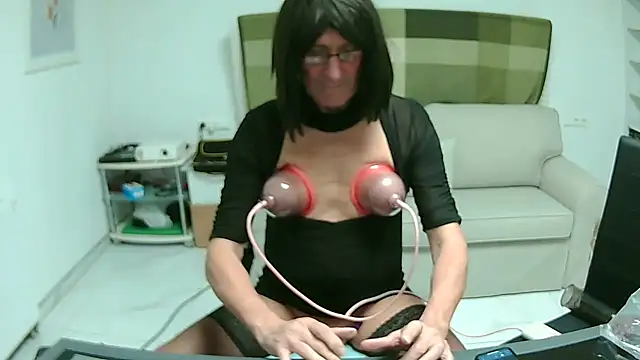 Snapshot of TranseCarmen chatting on 01.14.26 TranseCarmen online show from 01.14.26