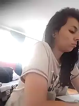 Snapshot of julieth_sex1 chatting on 01.14.25 julieth sex1 online show from 01.14.25