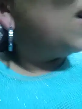 Snapshot of Alyona21 chatting on 03.17.25 Alyona21 online show from 03.17.25