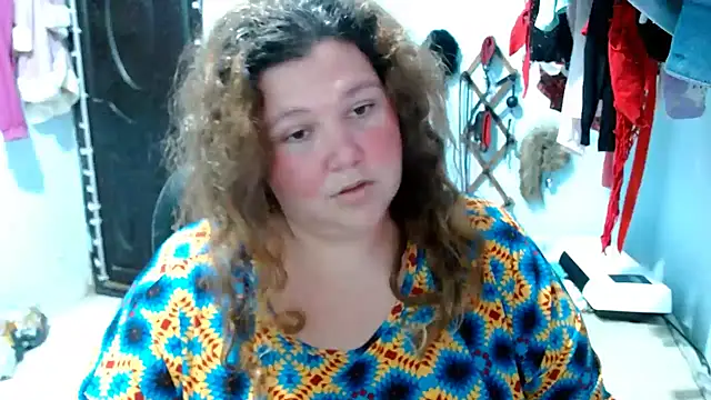 Snapshot of squirt322bbw chatting on 12.04.25 squirt322bbw online show from 12.04.25