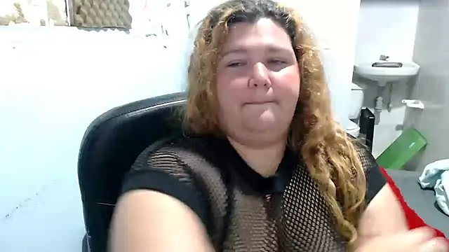 Snapshot of squirt322bbw chatting on 05.08.26 squirt322bbw online show from 05.08.26