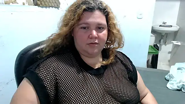 Snapshot of squirt322bbw chatting on 05.09.26 squirt322bbw online show from 05.09.26