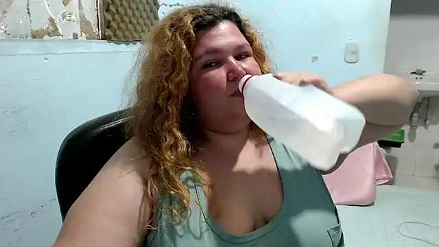 Snapshot of squirt322bbw chatting on 05.31.26 squirt322bbw online show from 05.31.26