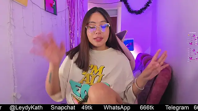 Snapshot of Nasha_abby chatting on 12.10.24 Nasha abby online show from 12.10.24