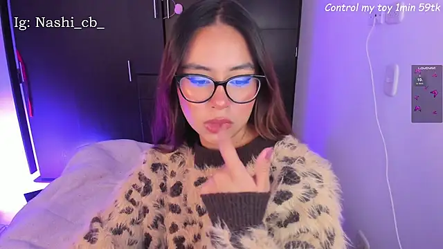 Snapshot of Nasha_abby chatting on 11.04.25 Nasha abby online show from 11.04.25