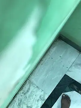 Snapshot of anjaanarun chatting on 03.20.25 anjaanarun online show from 03.20.25