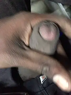 Snapshot of anjaanarun chatting on 03.22.25 anjaanarun online show from 03.22.25