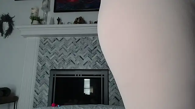 Snapshot of AuroraWillows chatting on 02.12.26 AuroraWillows online show from 02.12.26