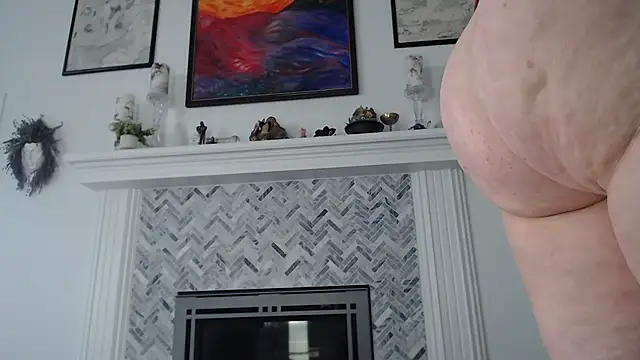 Snapshot of AuroraWillows chatting on 02.16.26 AuroraWillows online show from 02.16.26