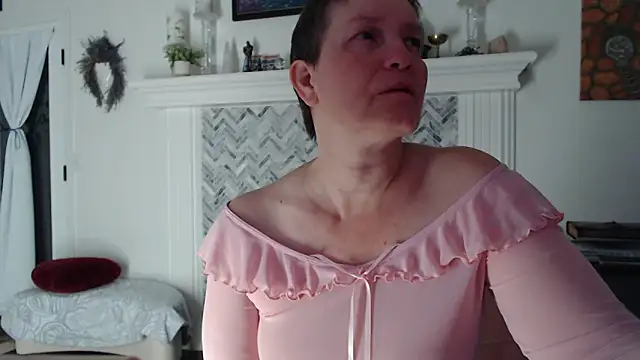 Snapshot of AuroraWillows chatting on 03.02.26 AuroraWillows online show from 03.02.26