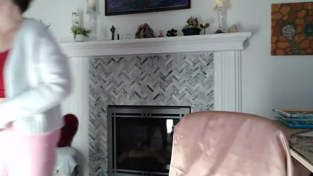 Snapshot of AuroraWillows chatting on 03.13.26 AuroraWillows online show from 03.13.26