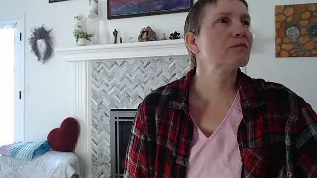 Snapshot of AuroraWillows chatting on 03.19.26 AuroraWillows online show from 03.19.26