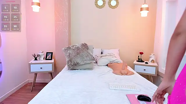 RachelMorgan01 online show from 10.05.25