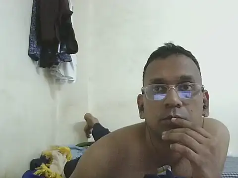 sam666143 online show from 10.24.25