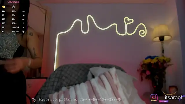 Snapshot of sara_cruz011 chatting on 09.22.25 sara cruz011 online show from 09.22.25