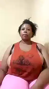 Snapshot of Sexy-queen99xx chatting on 02.16.25 Sexy-queen99xx online show from 02.16.25