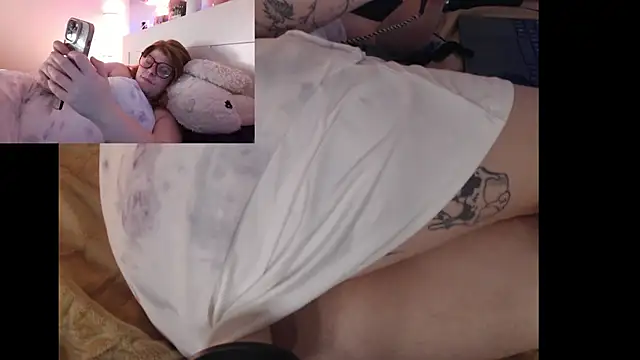 Snapshot of Yukinky chatting on 10.08.25 Yukinky online show from 10.08.25