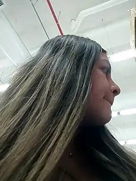 Snapshot of alana_69 chatting on 09.12.25 alana 69 online show from 09.12.25