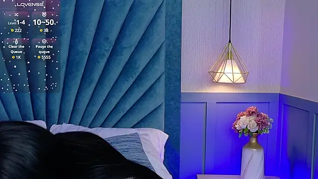 Snapshot of Sara_Boom chatting on 01.27.25 Sara Boom online show from 01.27.25