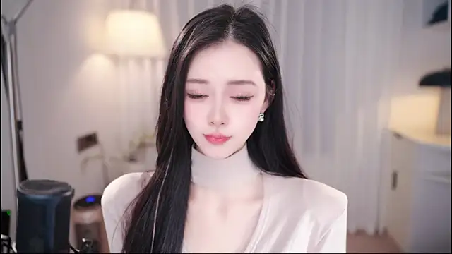 Ocean--Lili online show from 12.05.25