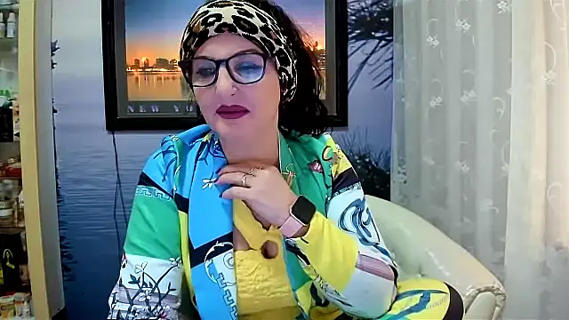 Snapshot of Mature4you44 chatting on 02.09.25 Mature4you44 online show from 02.09.25