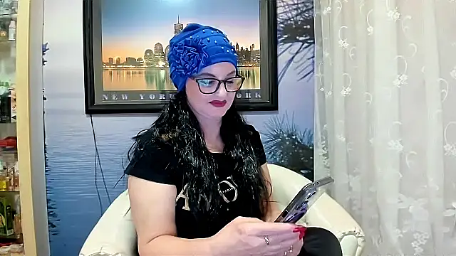 Snapshot of Mature4you44 chatting on 02.11.25 Mature4you44 online show from 02.11.25