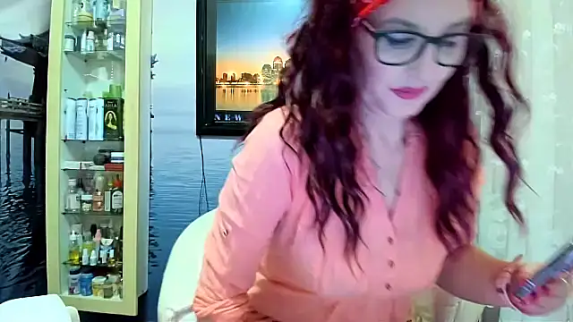 Snapshot of Mature4you44 chatting on 03.11.25 Mature4you44 online show from 03.11.25