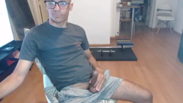 guachin hunk online show from 12.17.25