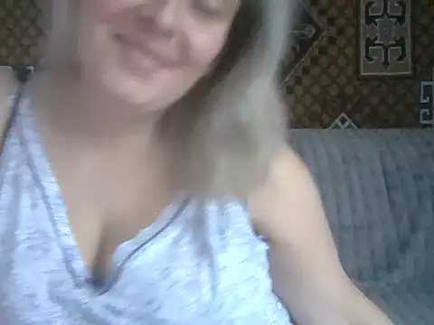 Diana Britt online show from 10.17.25