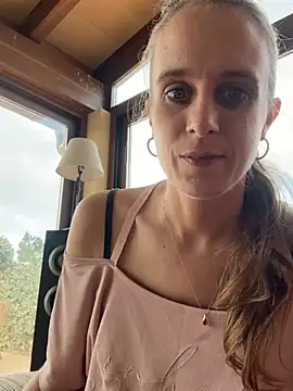 LadyChantale online show from 01.13.25