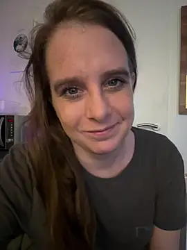 LadyChantale online show from 04.06.26