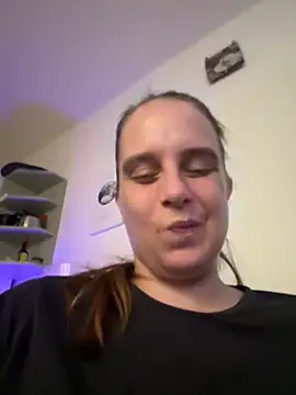 LadyChantale online show from 04.13.26