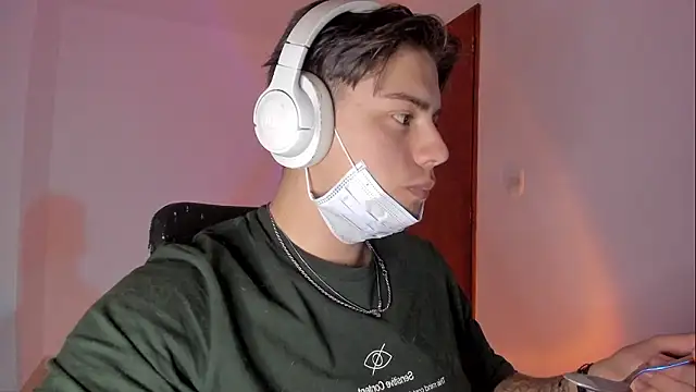 Giordano Russo online show from 01.08.26