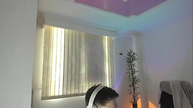 Snapshot of Giordano_Russo chatting on 07.11.26 Giordano Russo online show from 07.11.26