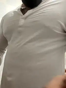 Snapshot of alexhunk09 chatting on 11.14.25 alexhunk09 online show from 11.14.25