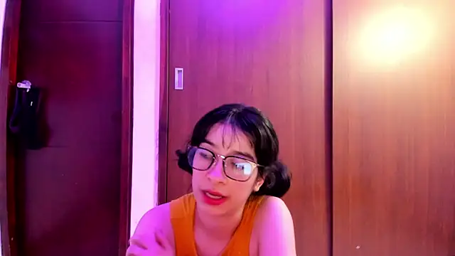  Lunnaa  online show from 12.17.24