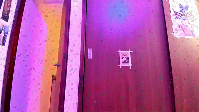  Lunnaa  online show from 10.18.25