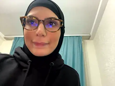 GumusGuray online show from 12.03.24