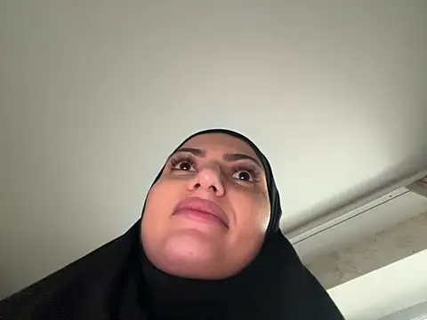 GumusGuray online show from 12.10.24