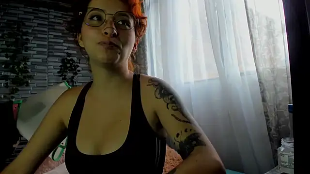 Ginger Sweetty online show from 12.21.25