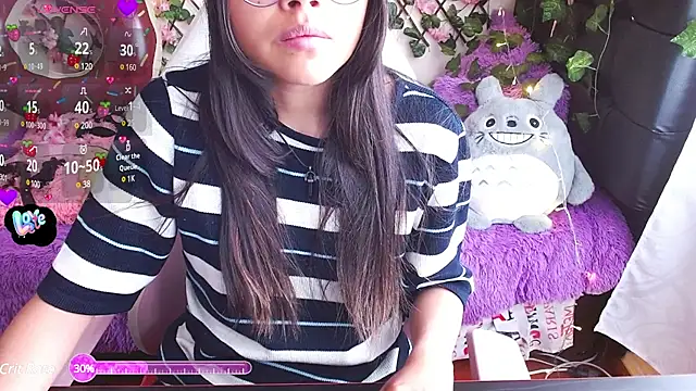 Snapshot of MidoriQuiinn chatting on 01.24.25 MidoriQuiinn online show from 01.24.25