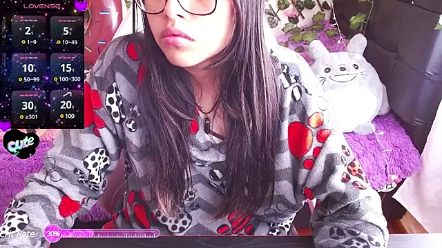 Snapshot of MidoriQuiinn chatting on 02.02.25 MidoriQuiinn online show from 02.02.25