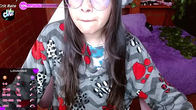 Snapshot of MidoriQuiinn chatting on 09.15.25 MidoriQuiinn online show from 09.15.25