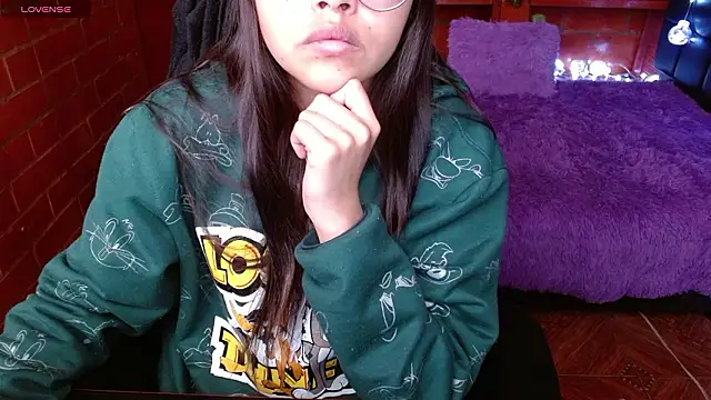 Snapshot of MidoriQuiinn chatting on 02.17.26 MidoriQuiinn online show from 02.17.26