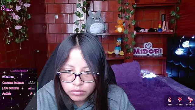 Snapshot of MidoriQuiinn chatting on 07.28.26 MidoriQuiinn online show from 07.28.26