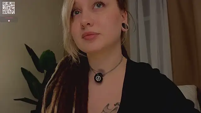 Snapshot of VortexProject chatting on 10.14.25 VortexProject online show from 10.14.25